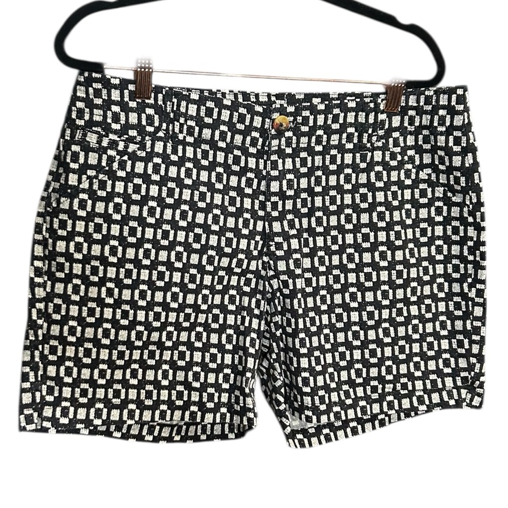 Lee Black & White Geometric Print Shorts